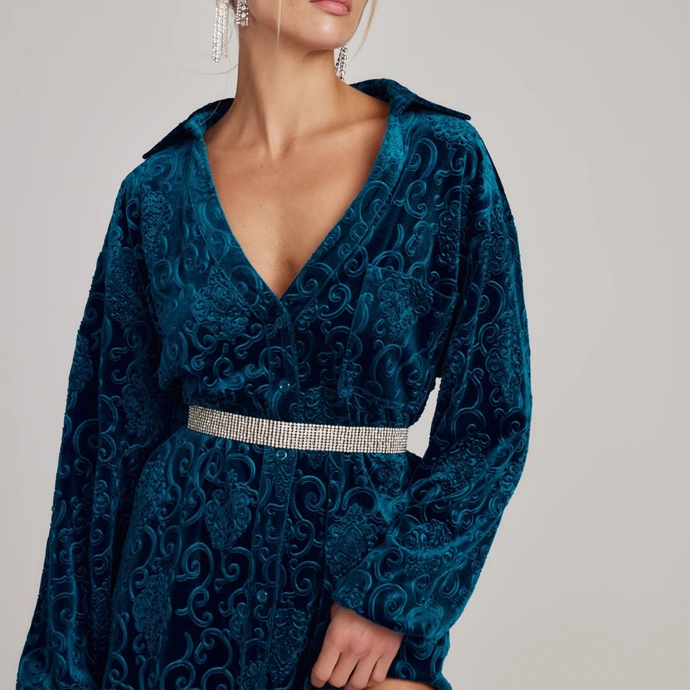 Elegant Blue Velvet Women's dress